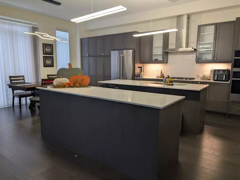 31 Canard DR, Vaughan, ON L4H 5C4