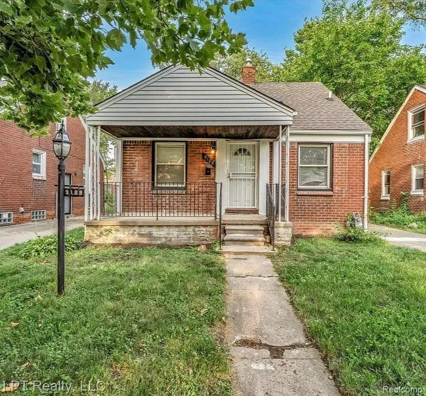 Detroit, MI 48204,9108 Cloverlawn ST