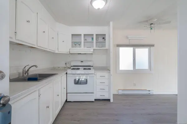 Nanaimo, BC V9R 1N1,80 Fifth St #30