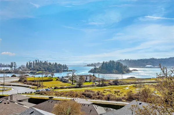 125 Aldersmith Pl #404, View Royal, BC V9A 7M7