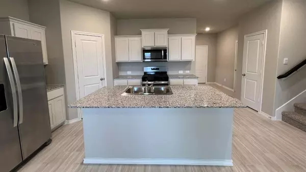 Fort Worth, TX 76131,905 INGALLS PARK Lane