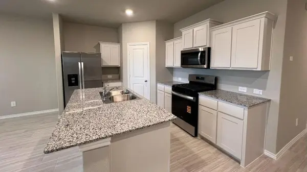 Fort Worth, TX 76131,905 INGALLS PARK Lane