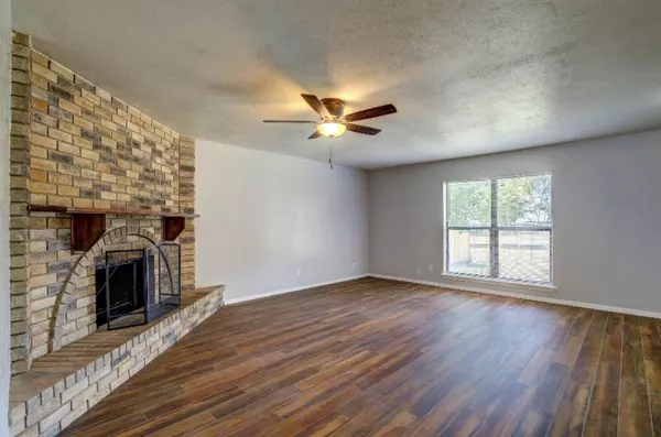 Allen, TX 75002,713 Meadow Mead Drive