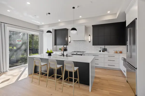 Whitby, ON L1N 2S6,25 Inverlynn WAY