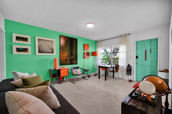 Wilton Manors, FL 33311,2204 NW 3rd Ave