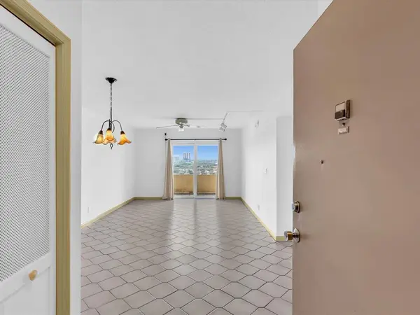 Fort Lauderdale, FL 33304,900 NE 18th Ave #1404