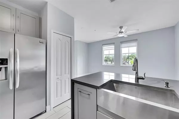 Plantation, FL 33324,150 Jacaranda Country Club Dr #200