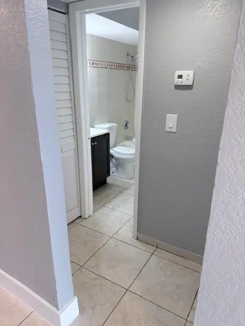 Deerfield Beach, FL 1,212 NW 46th Ct #212