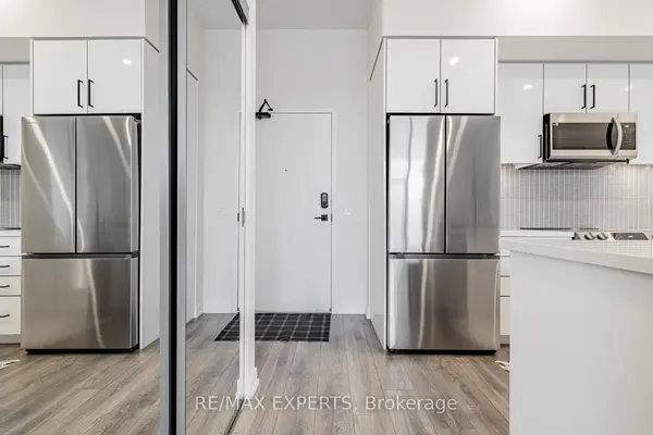 Innisfil, ON L9S 0R5,415 Sea Ray AVE #105