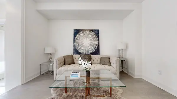 Oakville, ON L6M 5S1,3325 Taha GDNS