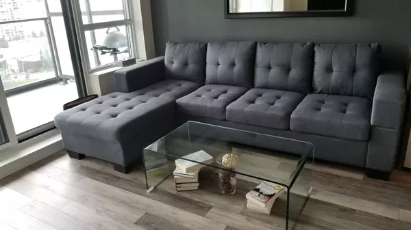 Toronto W06, ON M8V 0E5,36 Park Lawn RD #1201