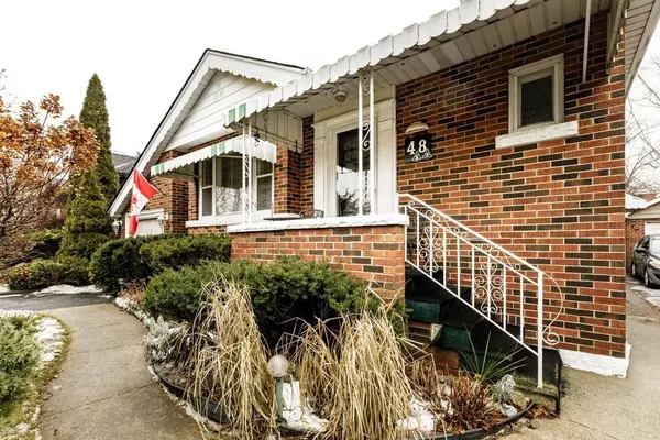 Hamilton, ON L8K 2V1,48 Crosthwaite AVE S