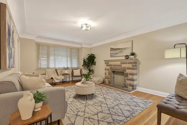 Hamilton, ON L8K 2V1,48 Crosthwaite AVE S