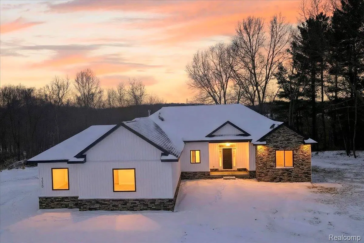 Metamora, MI 48455,4085 Metamora Ridge