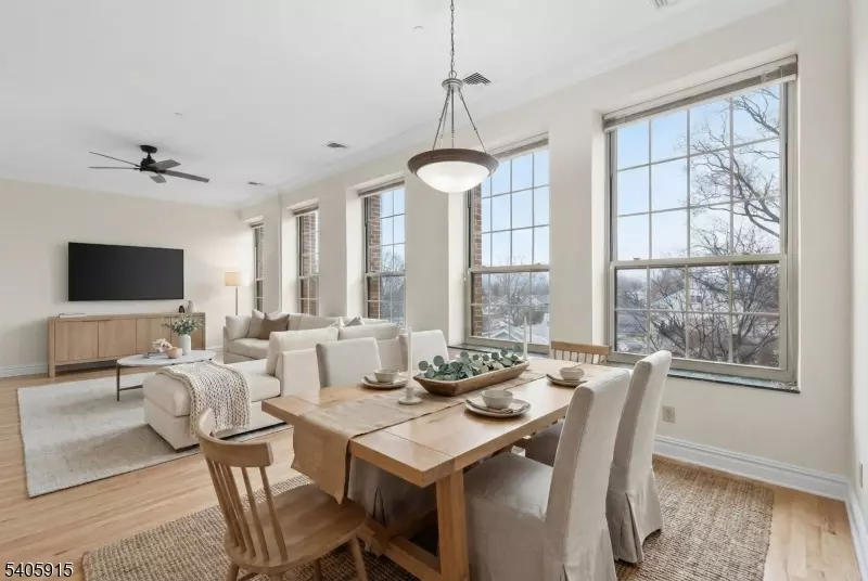 Hawthorne Boro, NJ 07506,33 Forest Ave #E1