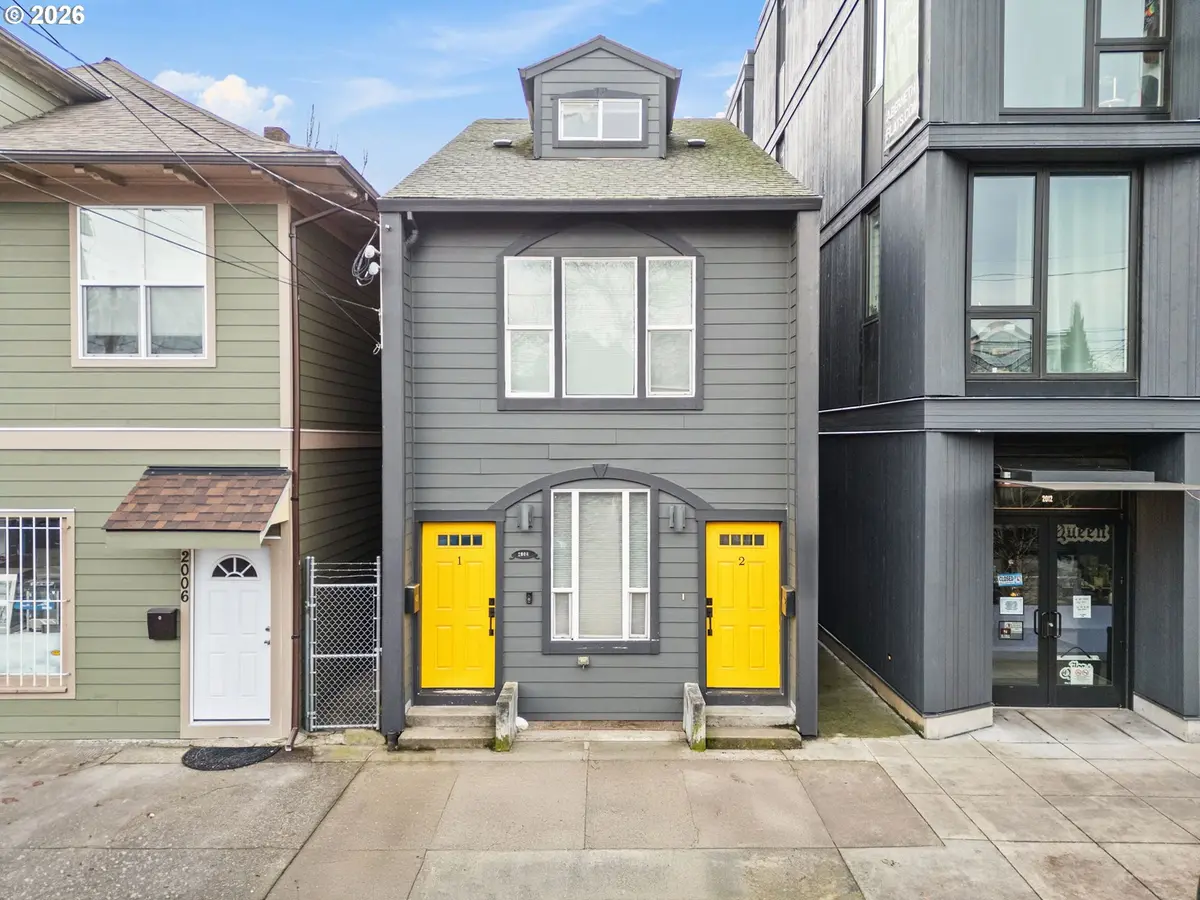 Portland, OR 97214,2008/2010 SE 11TH AVE