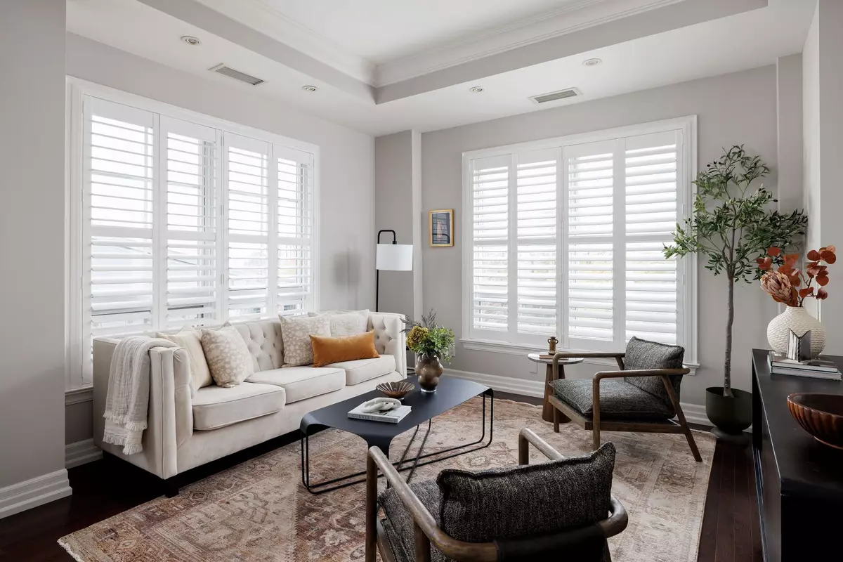 Toronto C12, ON M4G 0A2,21 Burkebrook PL #416