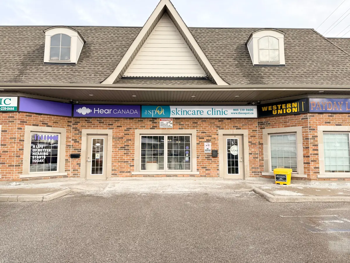 Ajax, ON L1T 3A4,362 Kingston RD W #5