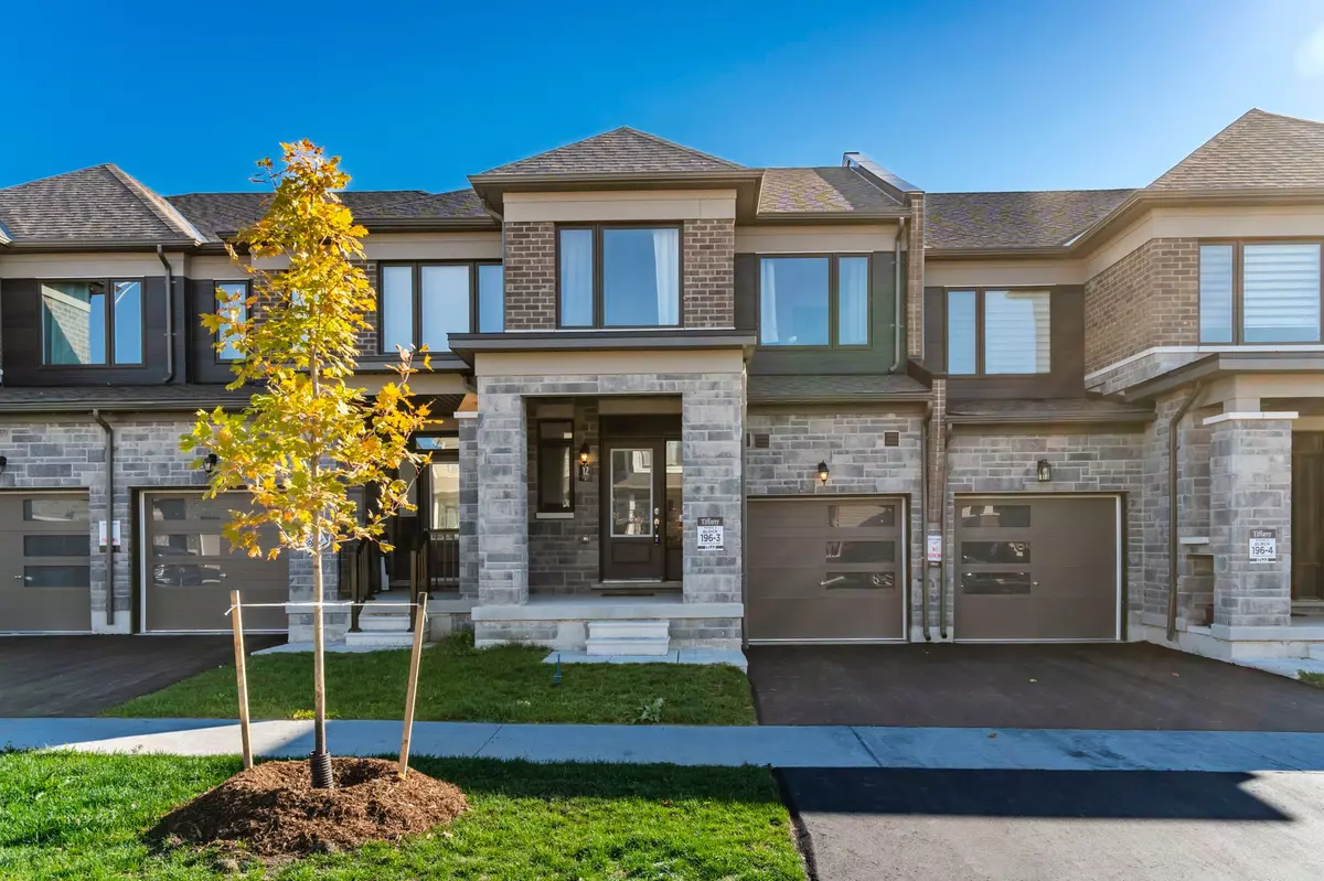 Barrie, ON L9J 0W7,12 Durham AVE