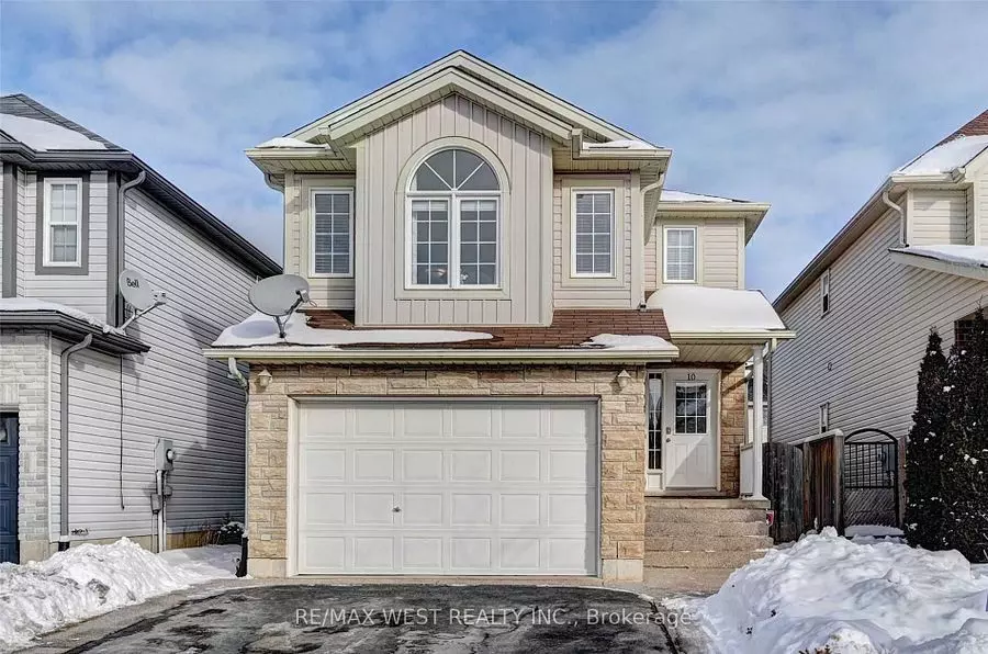 Kitchener, ON N2R 1T4,10 Verona ST