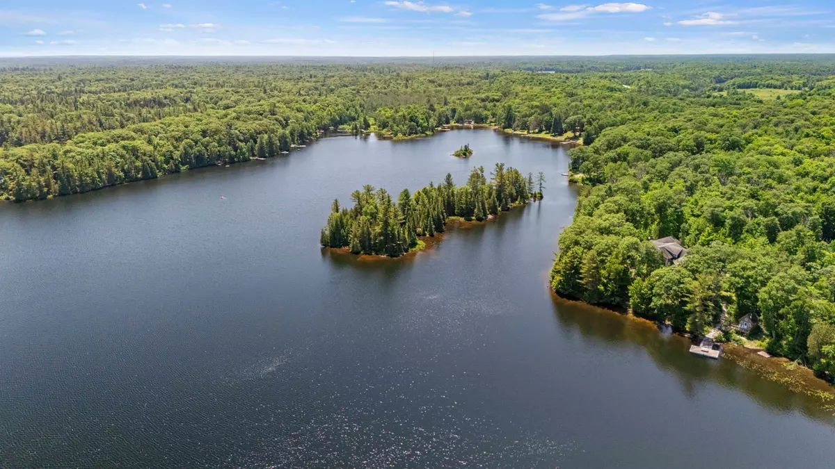 Whitestone, ON P0A 1G0,0 Crown Retreats Part 3 RD