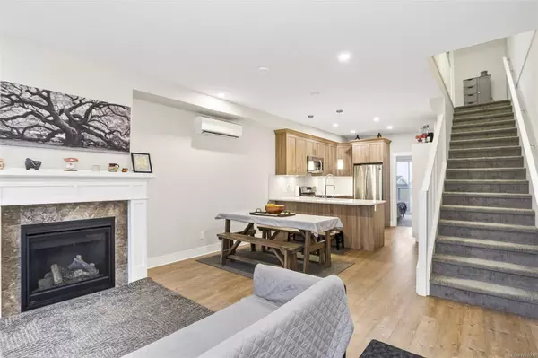 Langford, BC V9B 0T9,1225 Flint Ave