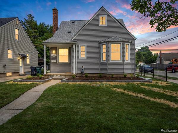 1027 S Wilson AVE, Royal Oak, MI 48067