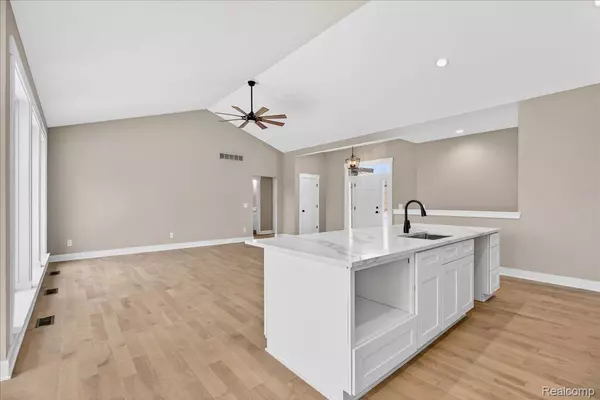 Metamora, MI 48455,4085 Metamora Ridge