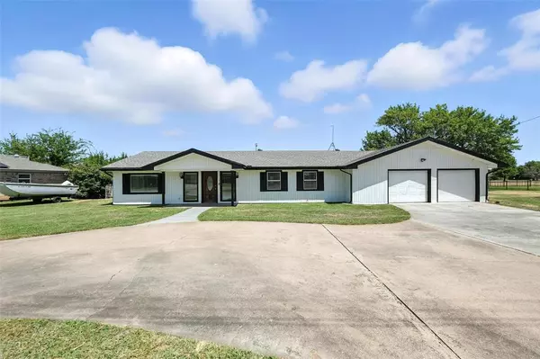 Runaway Bay, TX 76426,236 Half Moon Way