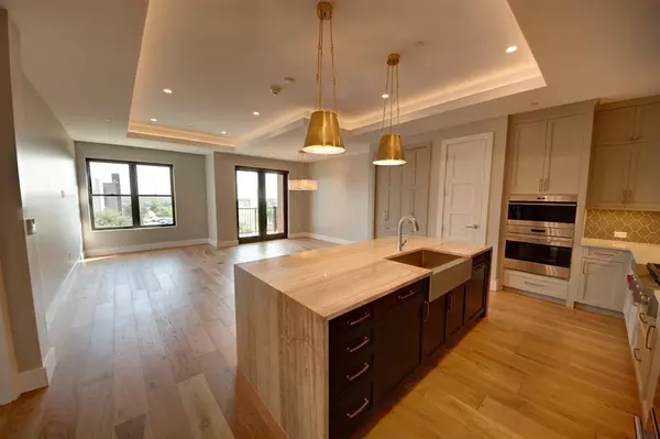 Southlake, TX 76092,350 Central Avenue #310