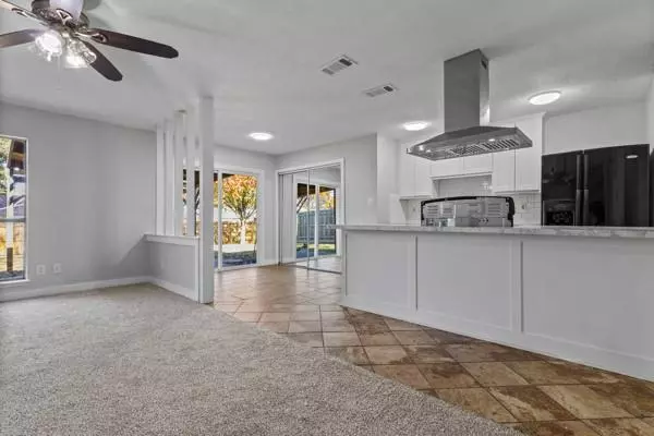 Dallas, TX 75249,7319 Hedge Drive