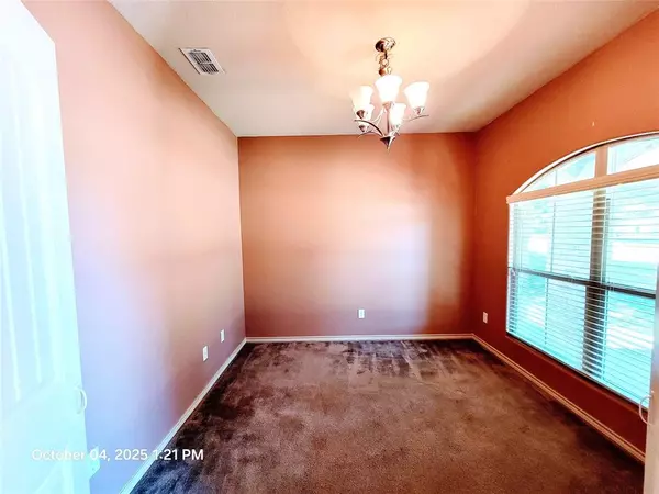 Fort Worth, TX 76120,912 Iona Drive