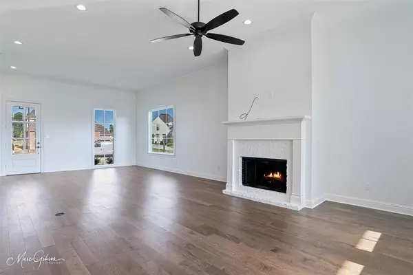 Shreveport, LA 71106,9843 Canebrake Lane