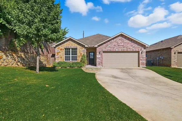 5201 Sea Cove Lane, Denton, TX 76208