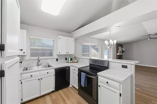 Watauga, TX 76148,6604 Whitley Road