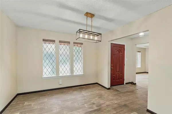 Fort Worth, TX 76112,108 Silverleaf Drive