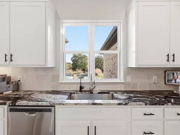 Weatherford, TX 76088,199 Graystone