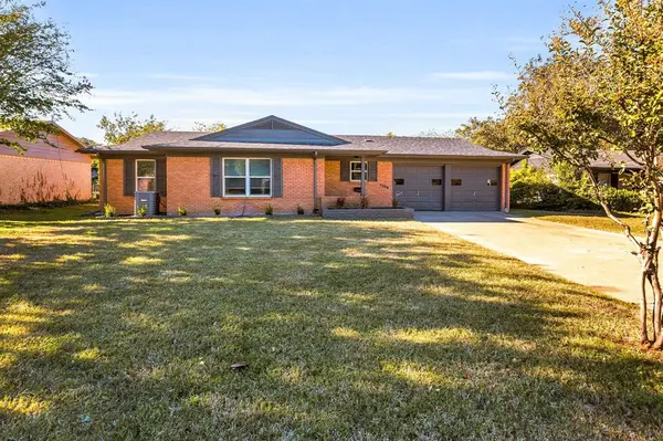 5708 Wheaton Drive, Fort Worth, TX 76133