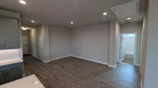 Granbury, TX 76048,1245 BELTWAY Lane