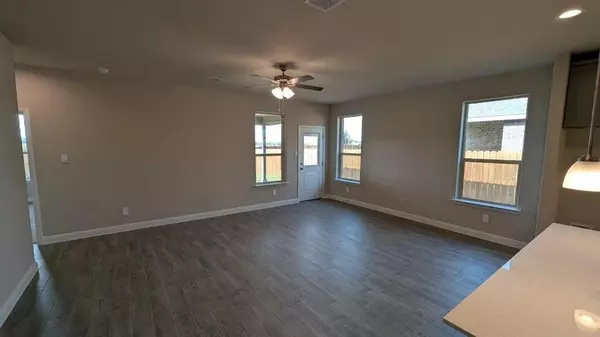 Granbury, TX 76048,1245 BELTWAY Lane