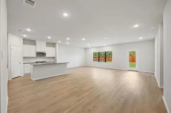 Denton, TX 76208,3204 Royal Forest Drive