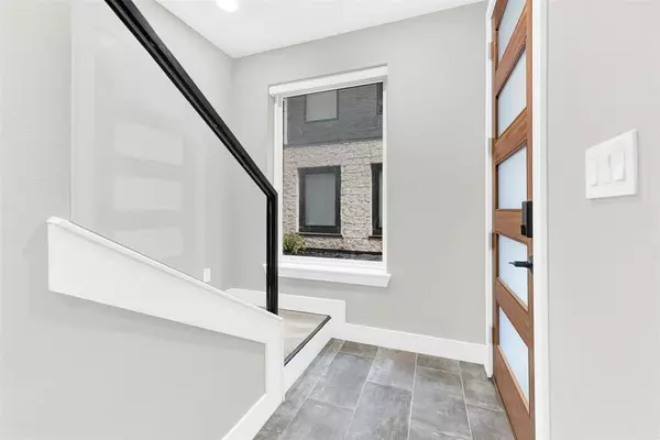 Farmers Branch, TX 75244,4060 Spring Valley Road #105