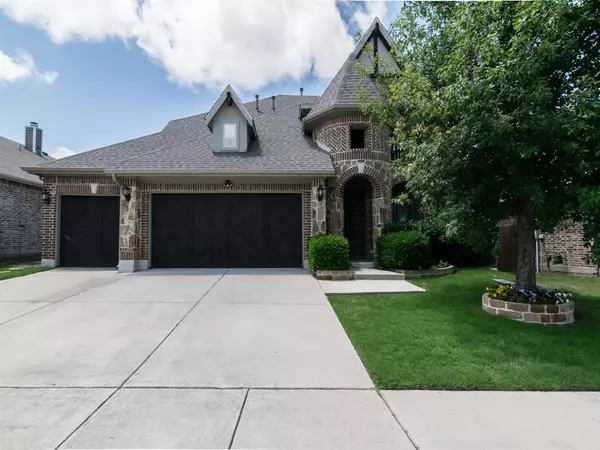 928 Freesia Drive, Little Elm, TX 75068