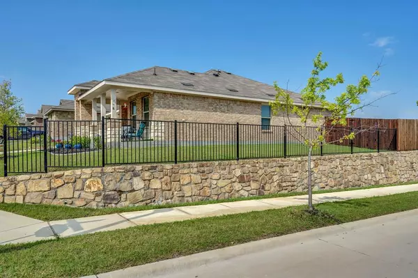 Denton, TX 76226,5800 Bull Creek Lane