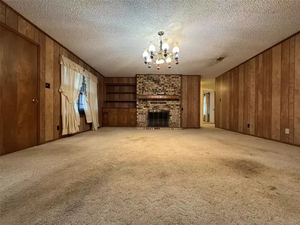 Roxton, TX 75477,209 N Harrison Street