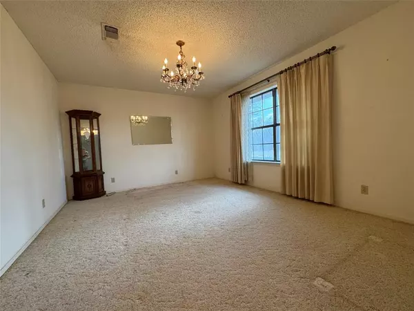 Roxton, TX 75477,209 N Harrison Street