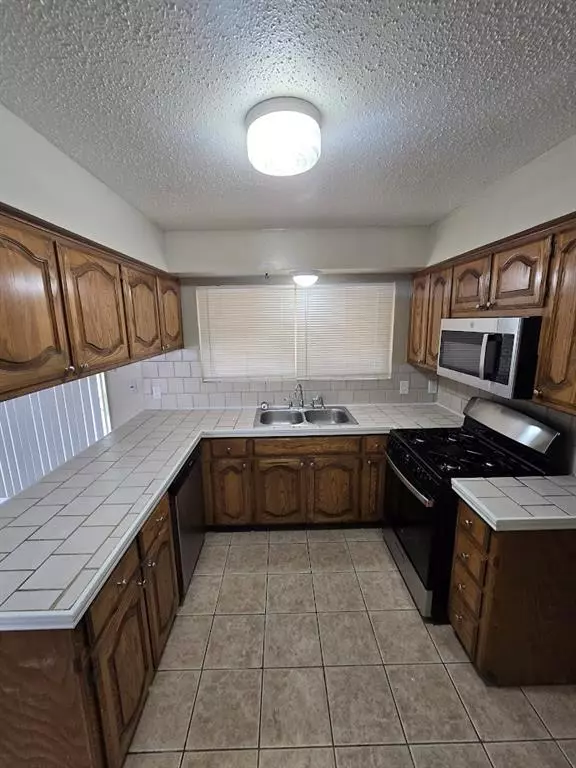 North Richland Hills, TX 76180,7808 Emerald Hills Way