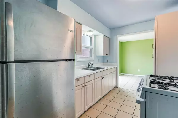 Dallas, TX 75212,4022 Baker Avenue