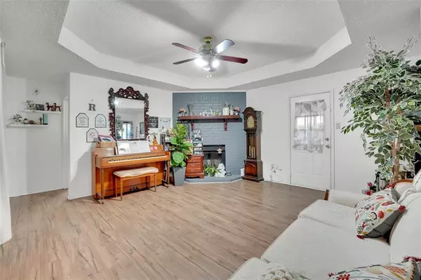 Arlington, TX 76017,5916 Tinsley Drive