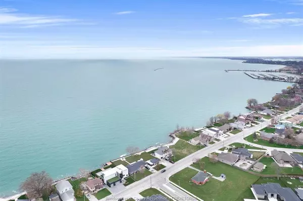 Leamington, ON N8H 5R1,200 Robson Rd Lot #2